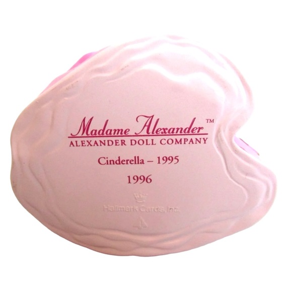 Madame Alexander CINDERELLA - 1995 Ornament by Hallmark Cards 1996 - Picture 6 of 6